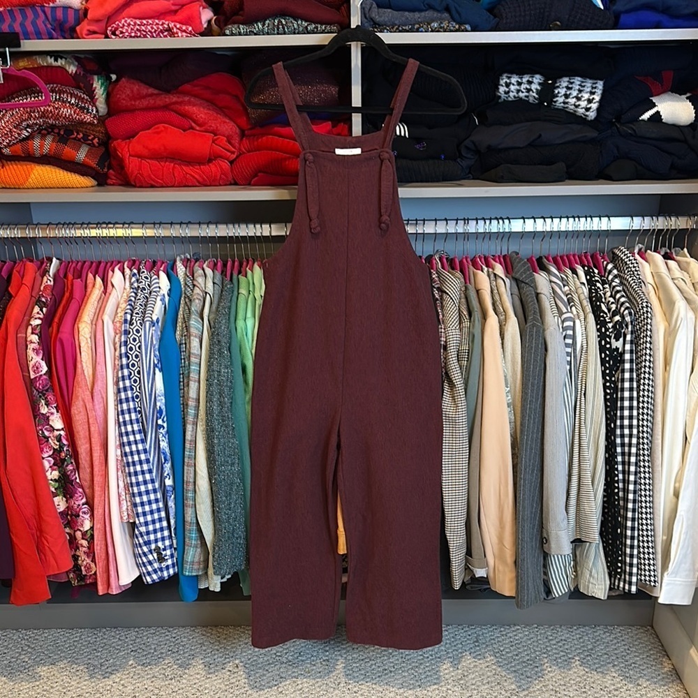 Urban Romantics maroon cropped knit jumpsuit size S